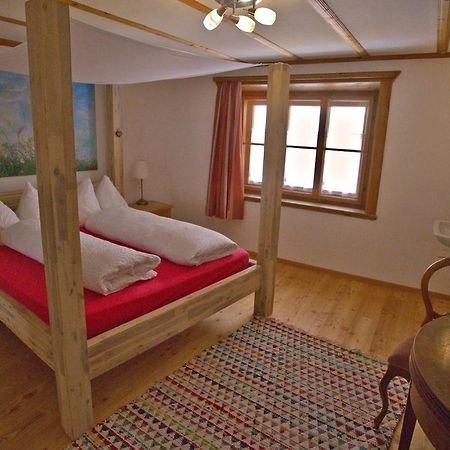 Chasa Sassalba Bed and Breakfast Lu Eksteriør billede