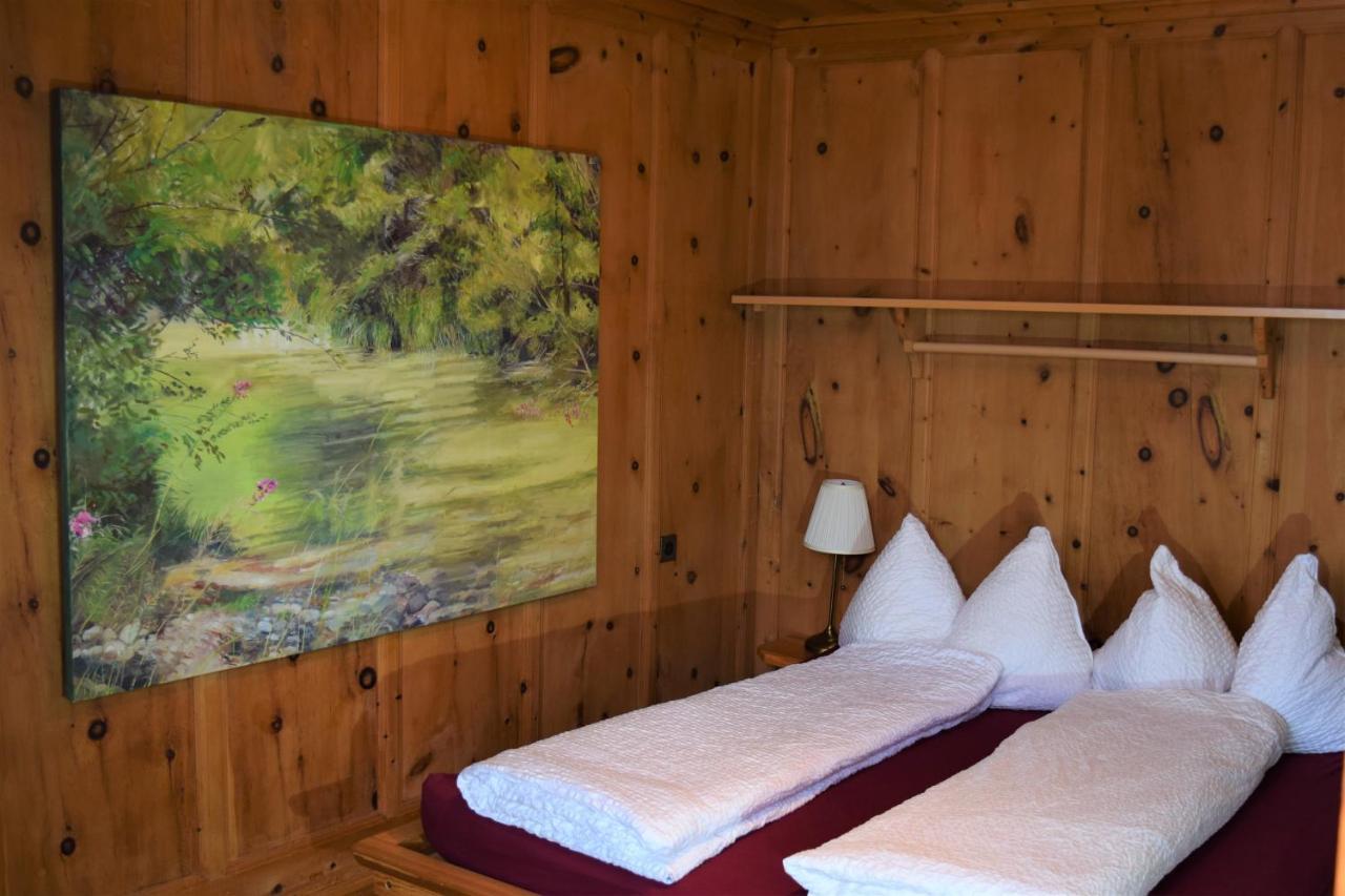Chasa Sassalba Bed and Breakfast Lu Eksteriør billede