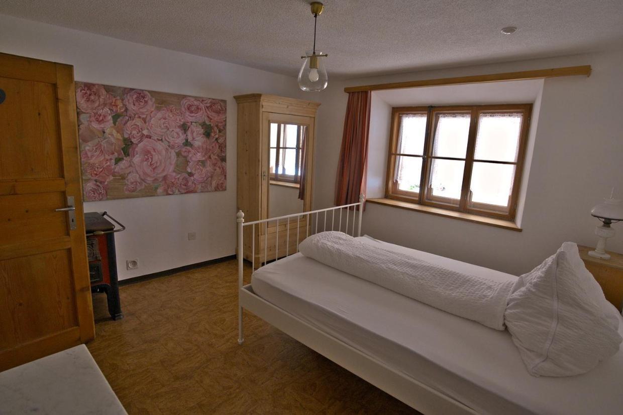 Chasa Sassalba Bed and Breakfast Lu Eksteriør billede
